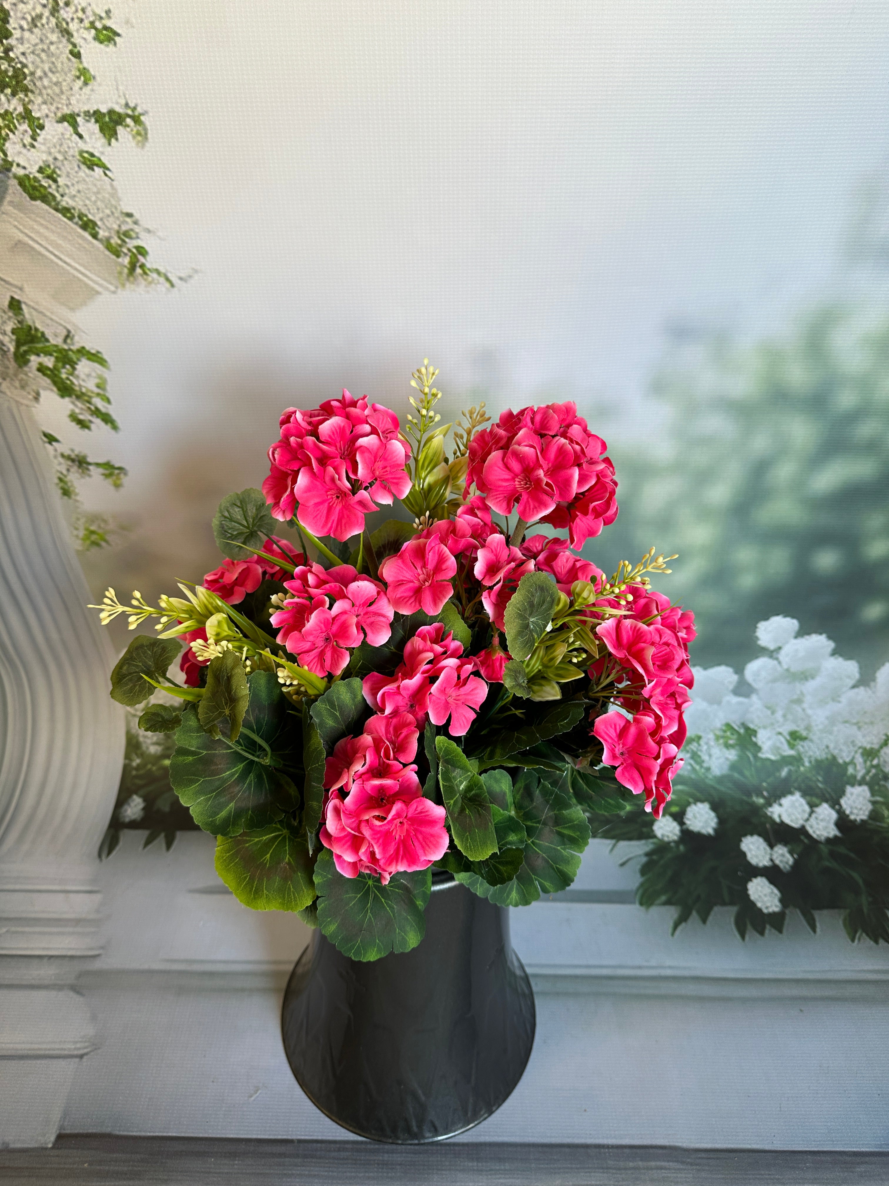 Kompozycja z pelargoniami do donicy